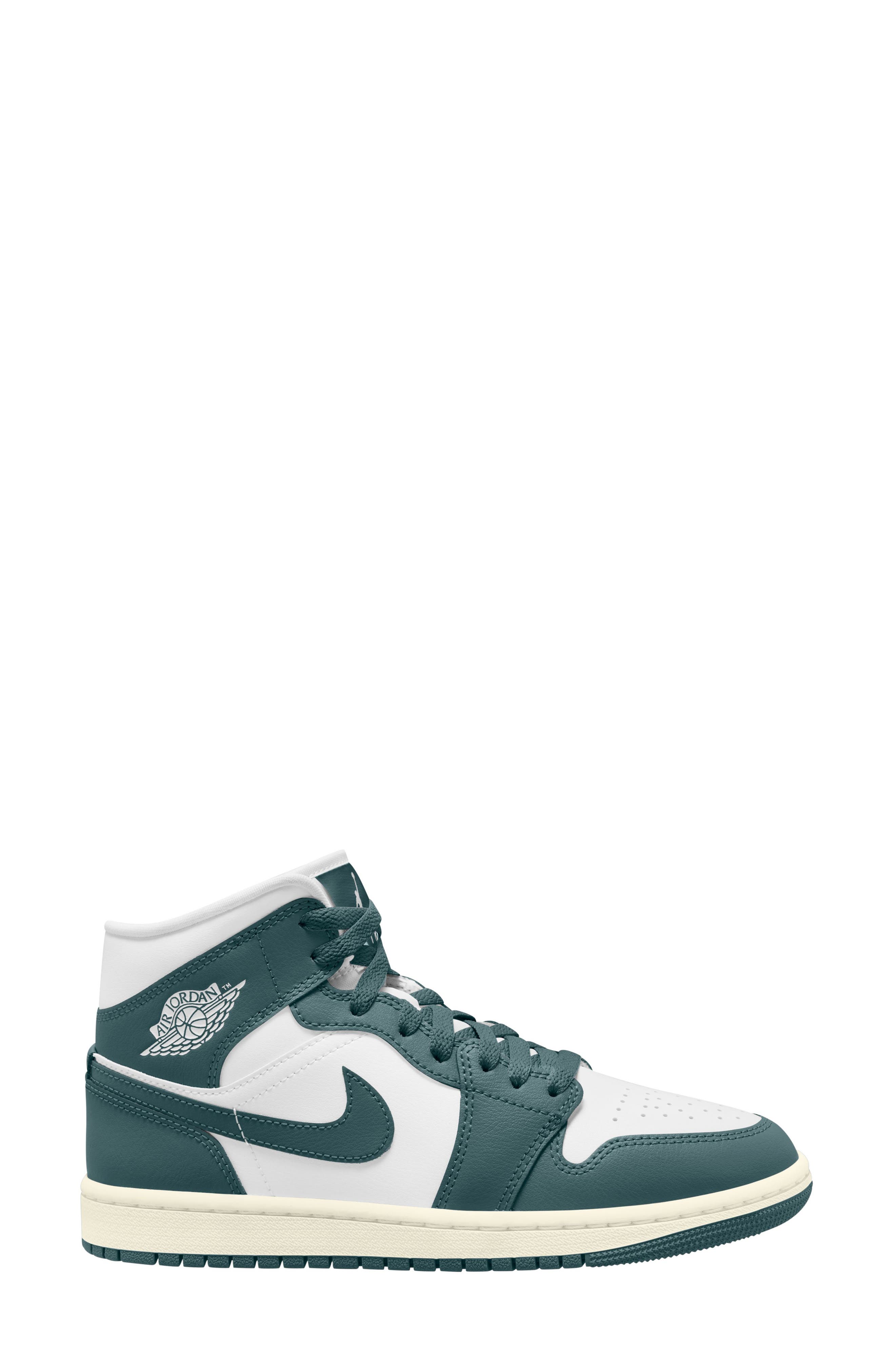 nike white jordans womens