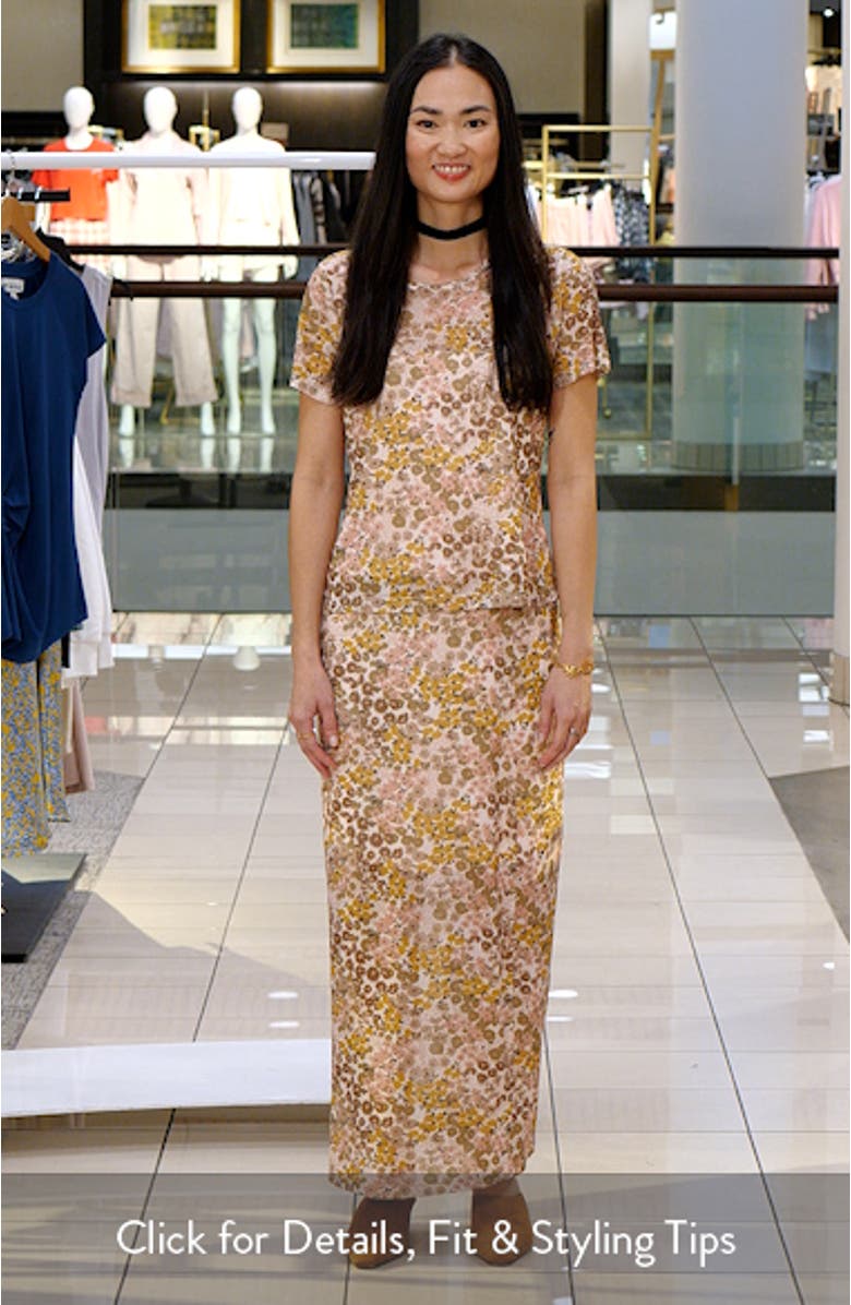 Floral Crewneck T-Shirt, sales video thumbnail