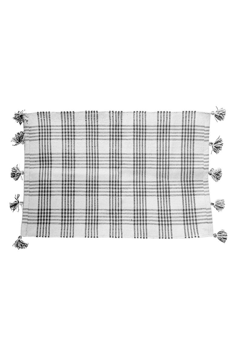 2'x3' Gray Plaid Pattern Tassel Rug, Alternate, color, Gray