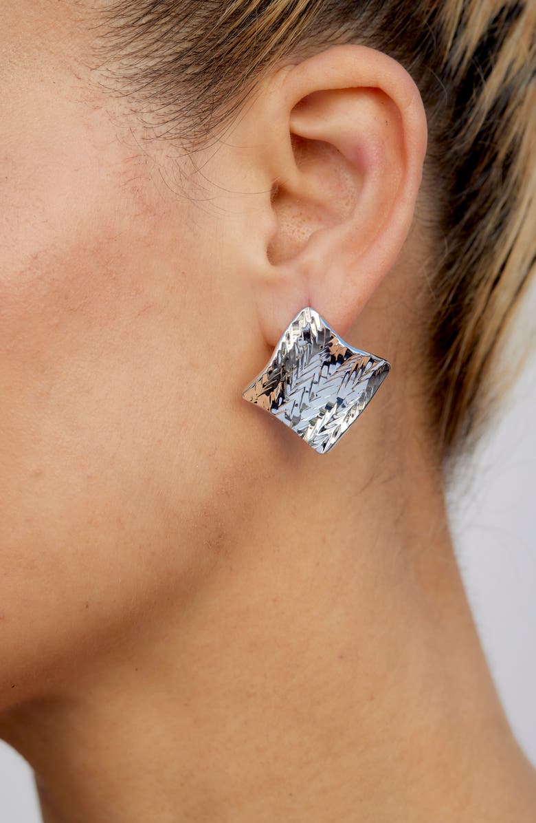 SAVVY CIE JEWELS Textured Wave Stud Earrings, Alternate, color, White