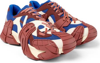 Gender Inclusive Tormenta Sneaker