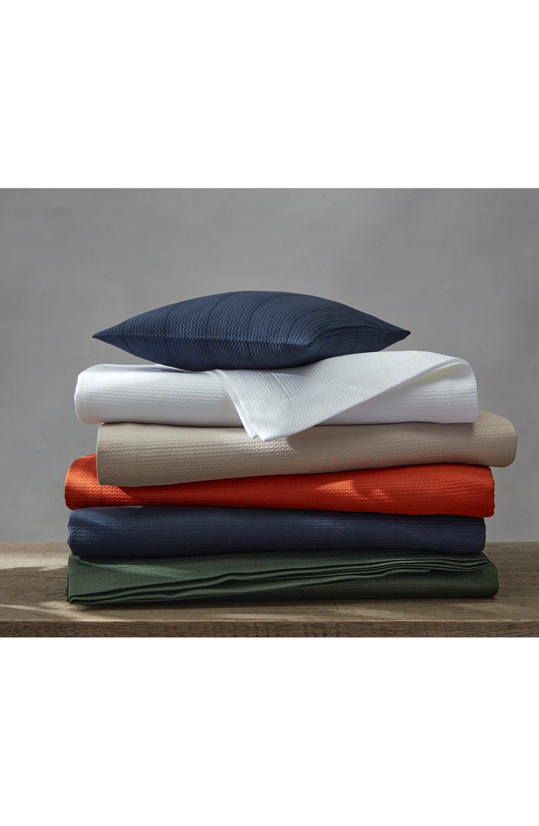 Matouk Augusta Matelassé Coverlet, Alternate, color,