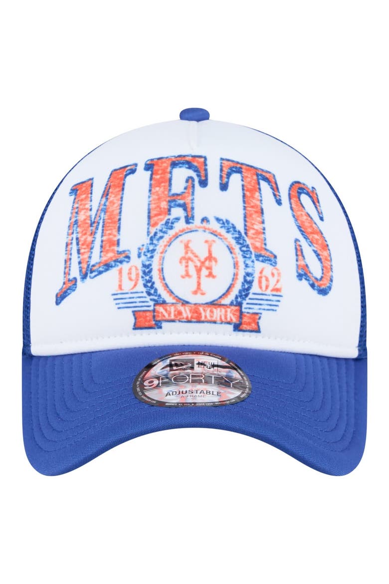 Men's New Era  White New York Mets Distressed 9FORTY A-Frame Adjustable Trucker Hat, Alternate, color, White