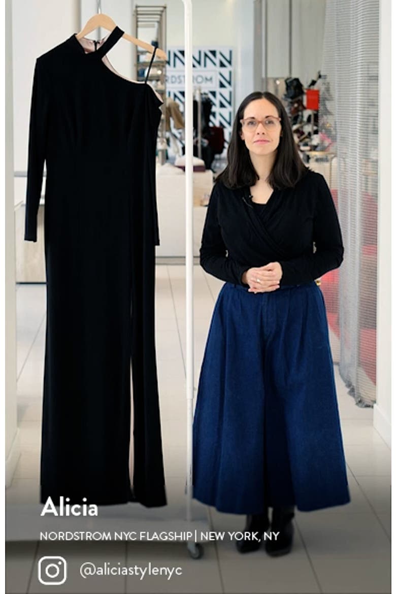 Cutout Shoulder Long Sleeve Gown video
