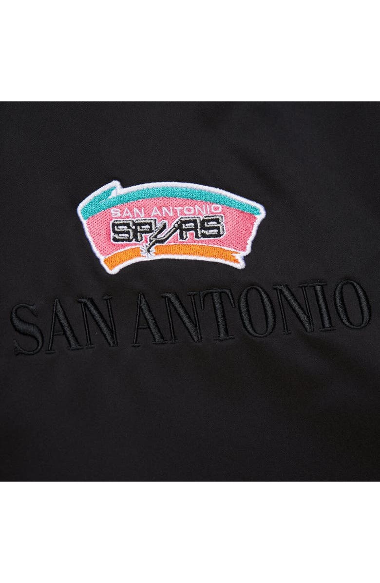 Mitchell & Ness Men's Mitchell & Ness Black San Antonio Spurs Hardwood Classics Team OG 3.0 Lightweight Satin Full-Snap Jacket, Alternate, color, Black
