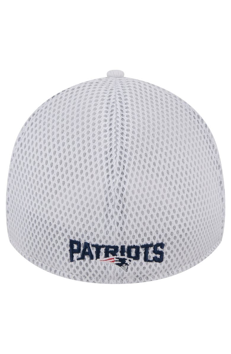New Era Men's New Era White New England Patriots Breakers 39THIRTY Flex Hat, Alternate, color, 