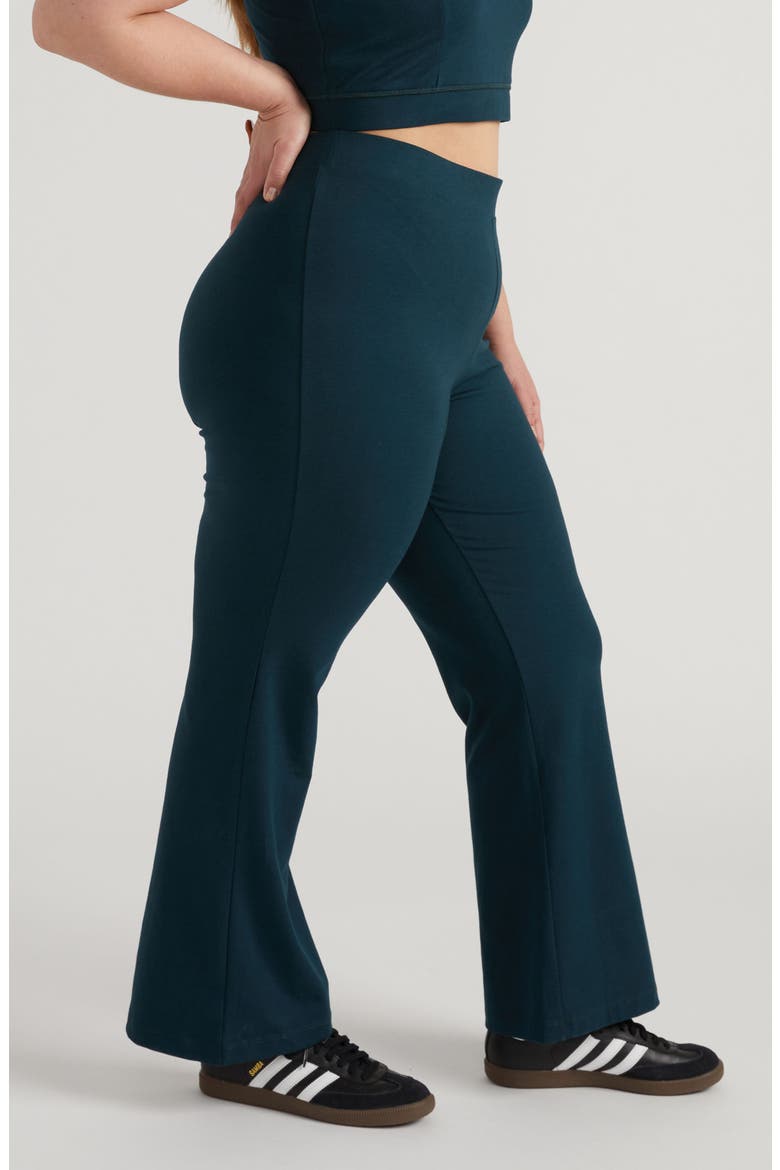 Roya Bootcut Leggings, Alternate, color, DEEP SEA GREEN
