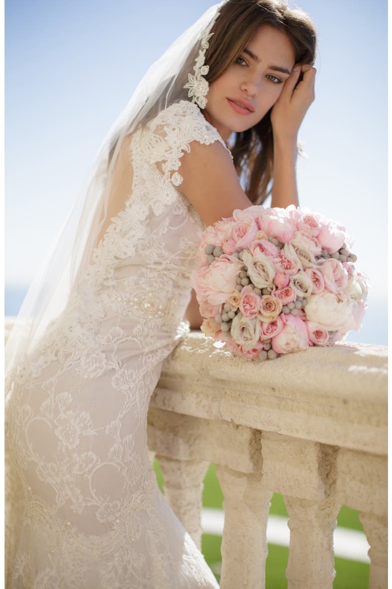 'Angelina' Lace Trim Tulle Veil, Alternate, color, IVORY