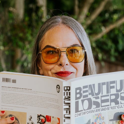 Caddis Hooper | Reading Glasses In Gold