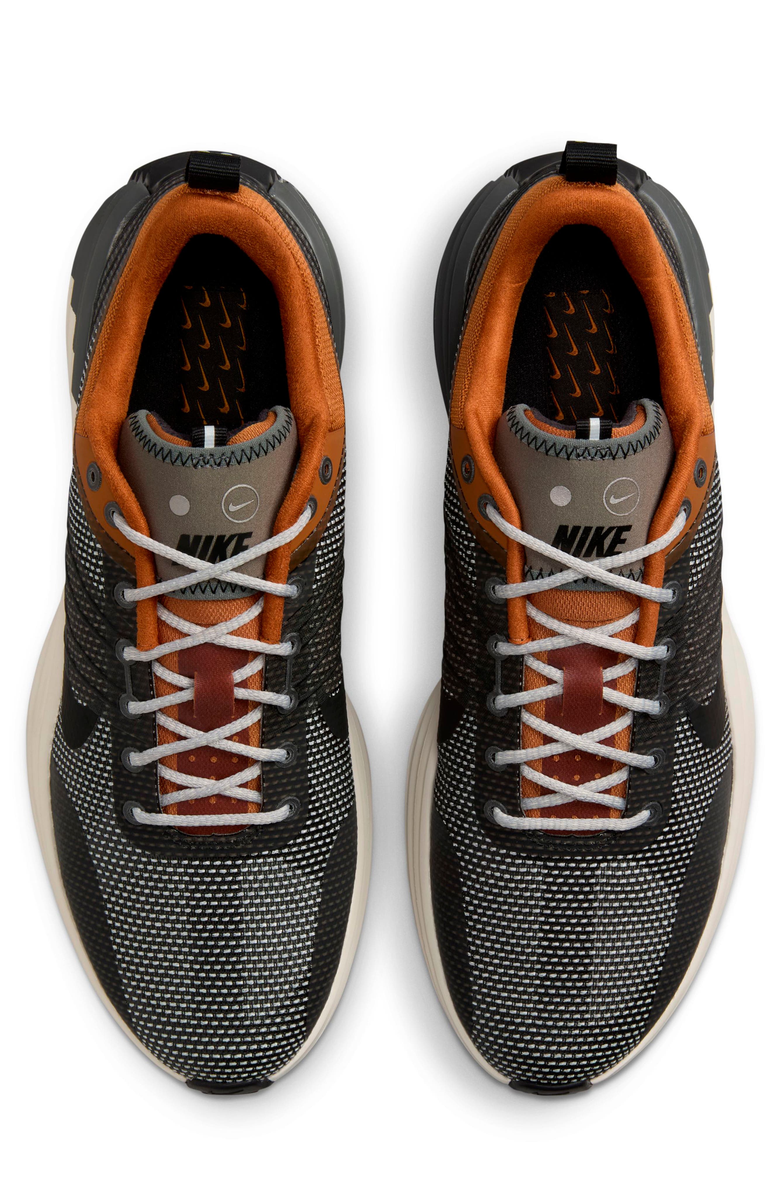 Nike Lunar Roam Sneaker, Alternate, color, 
