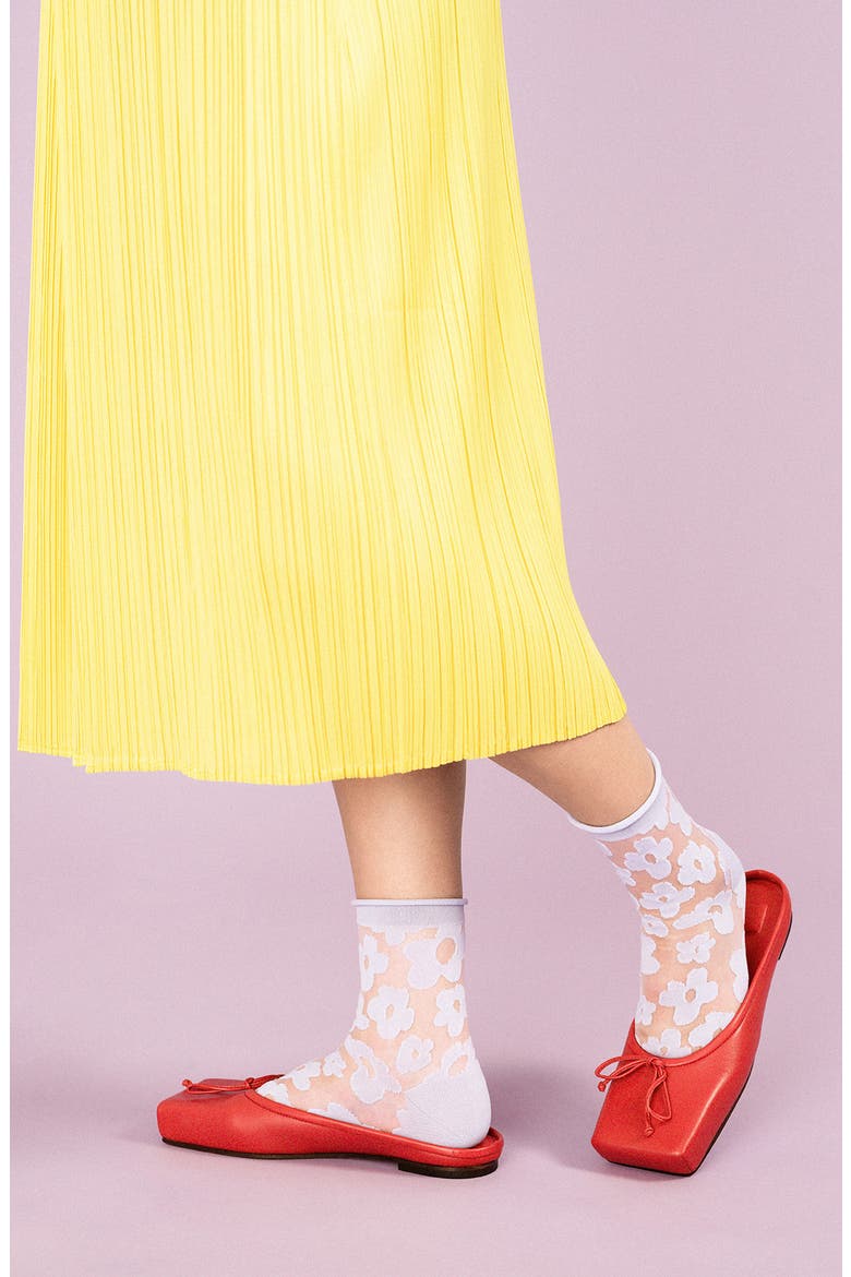 Poppy Flower Sheer Crew Socks, Alternate, color, GREY