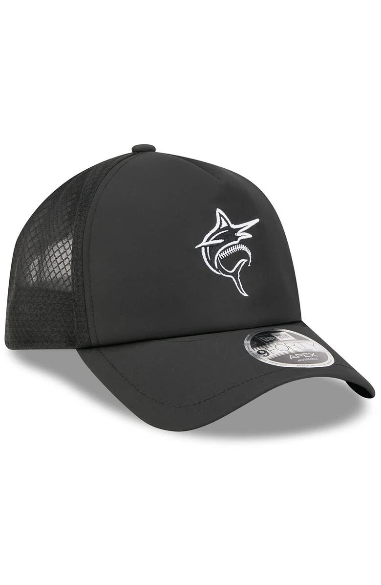 New Era Men's New Era Black Miami Marlins 2026 Batting Practice Alternate Apex 9FORTY Adjustable Hat, Alternate, color, Black