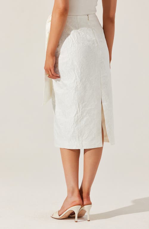 Astr The Label Jazmin Jacquard Pencil Skirt In White