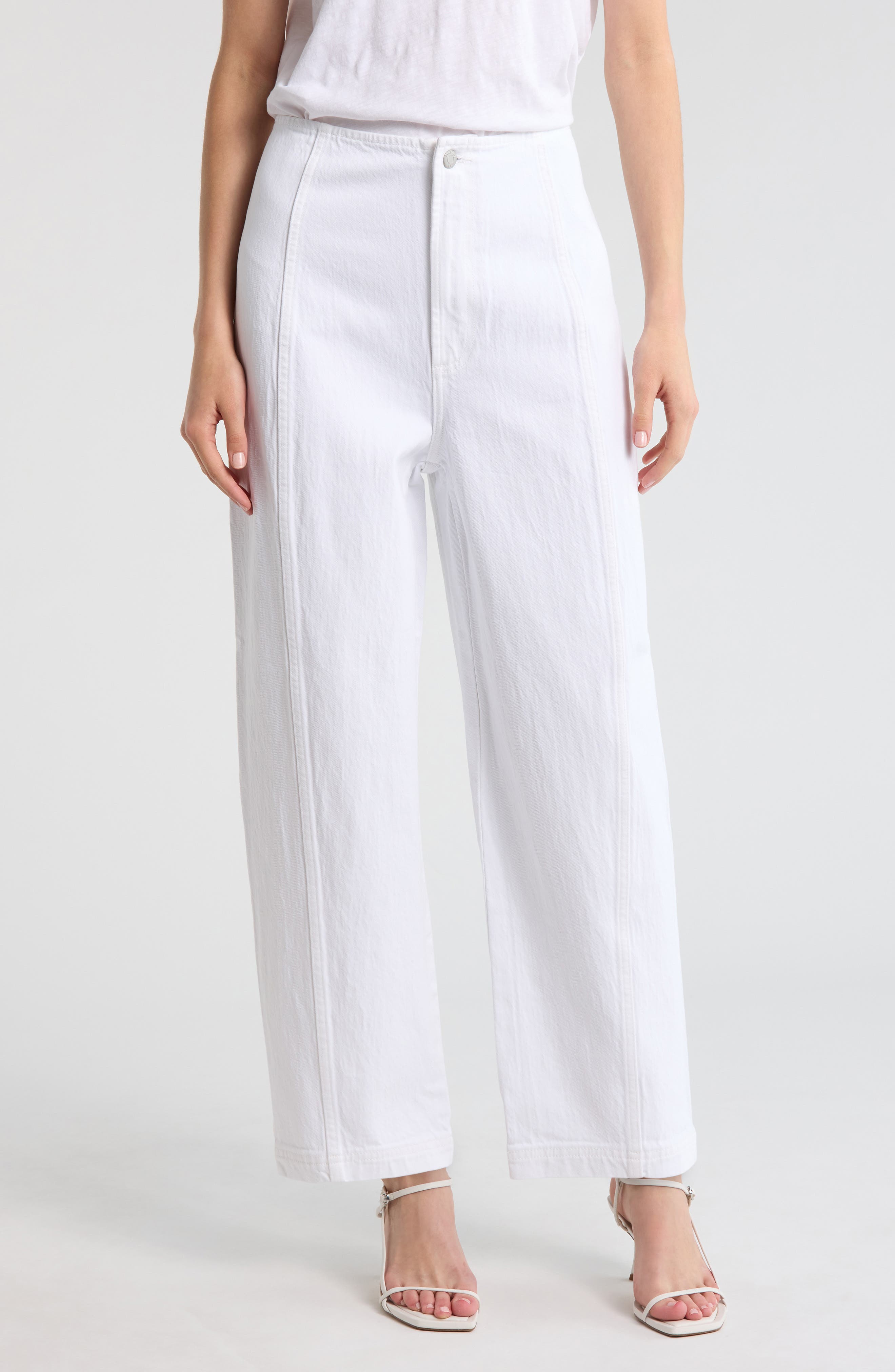 selected VIVID WHITE