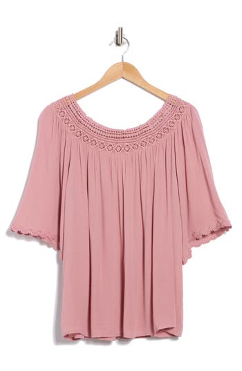 Chelsea And Theodore Lace Collar Gauze Top
