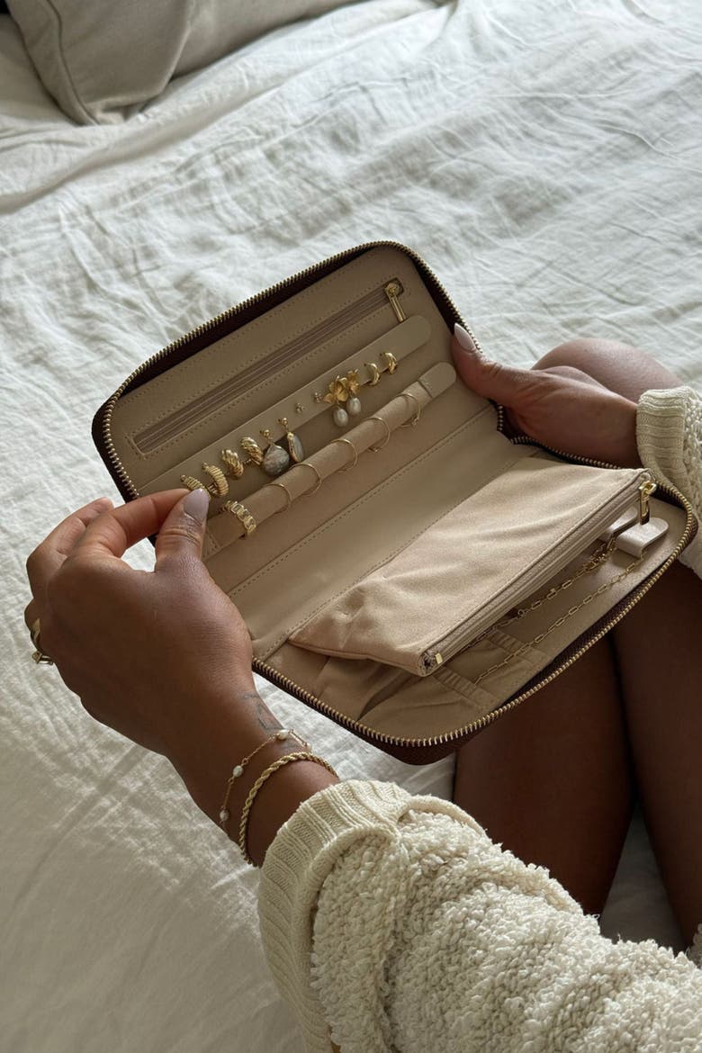 The Jewelry Travel Case, Alternate, color, Espresso