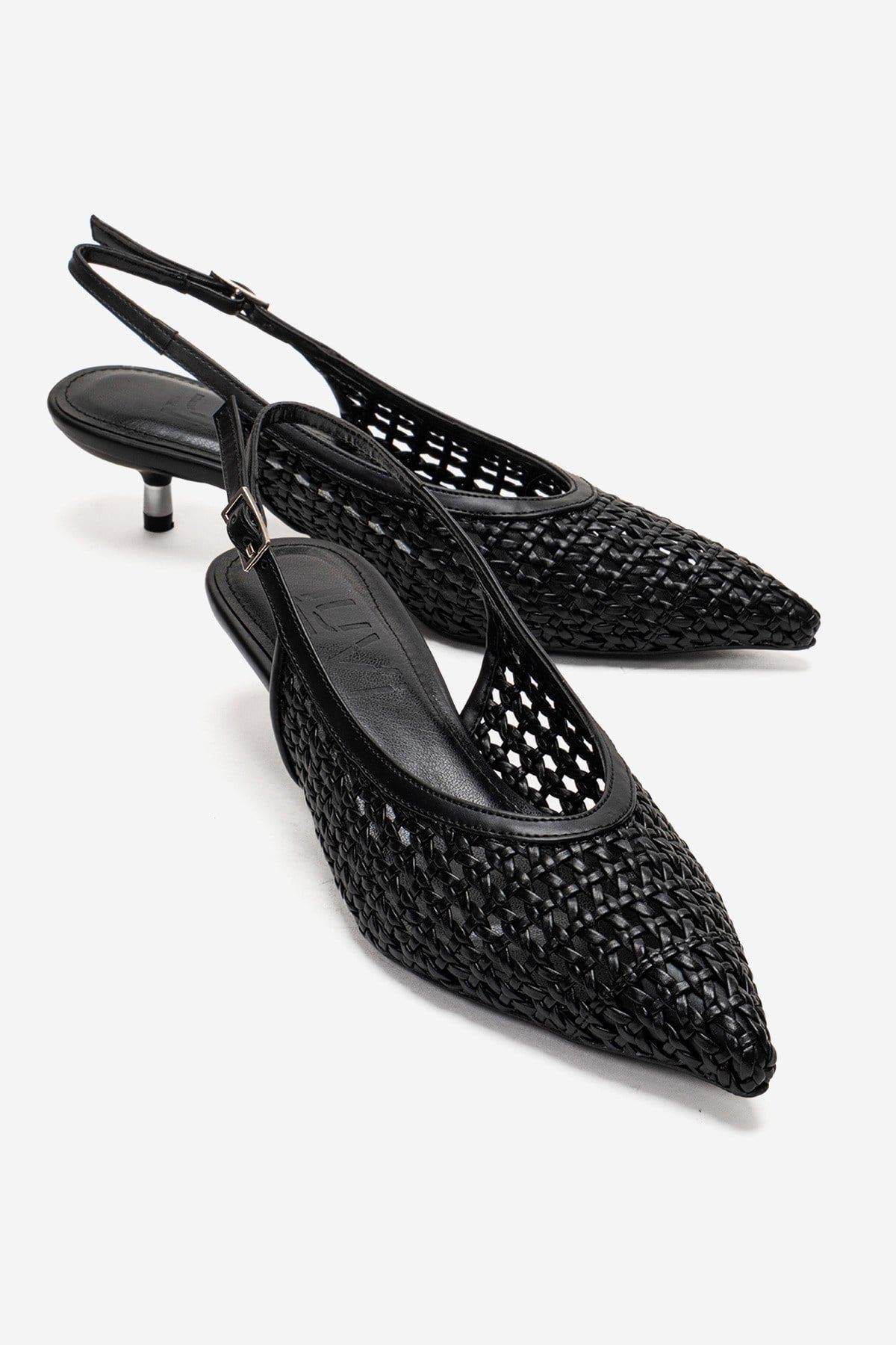 Prologue Shoes Orelis Kitten Heel Pump, Main, color, Black