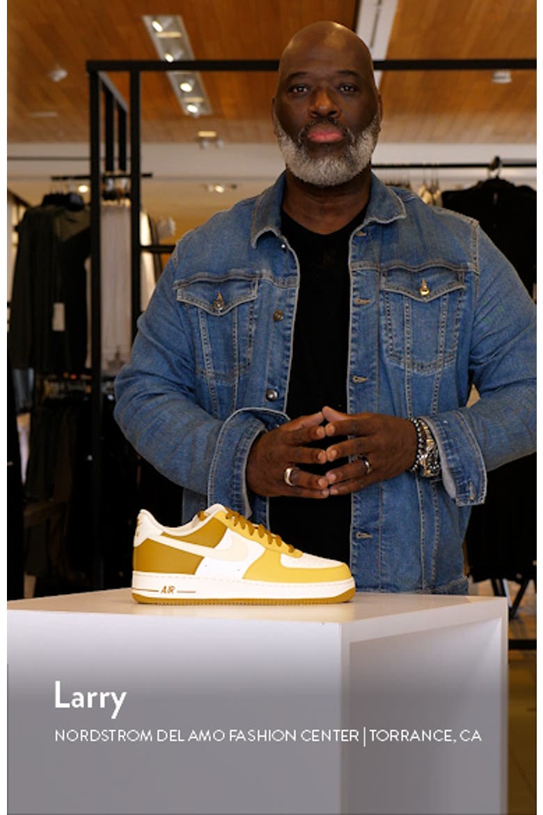 Air Force 1 '07 Basketball Sneaker video