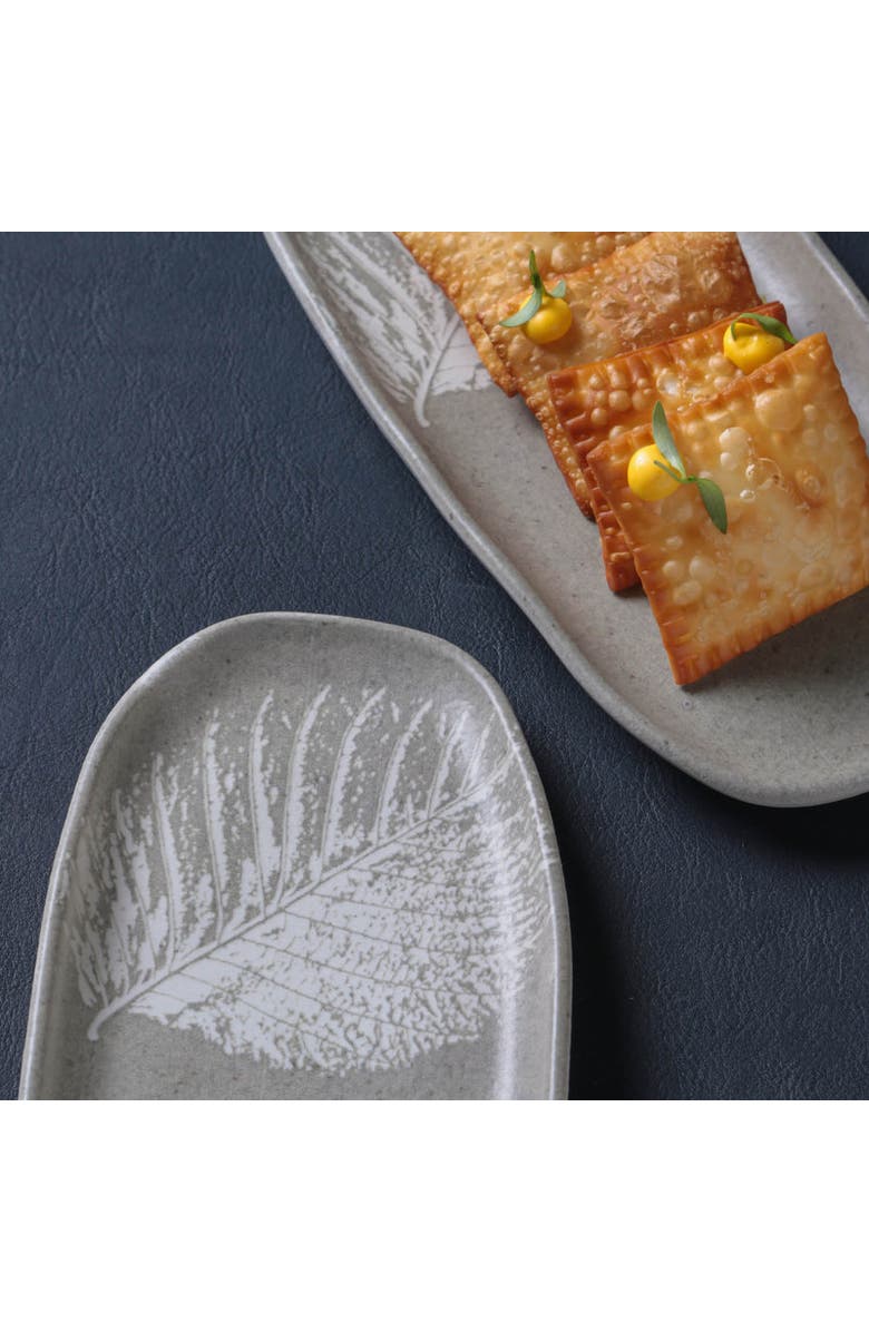 Porto Brasil Shallow Organic Oval Platter Small Set of 4, Alternate, color, Seiva