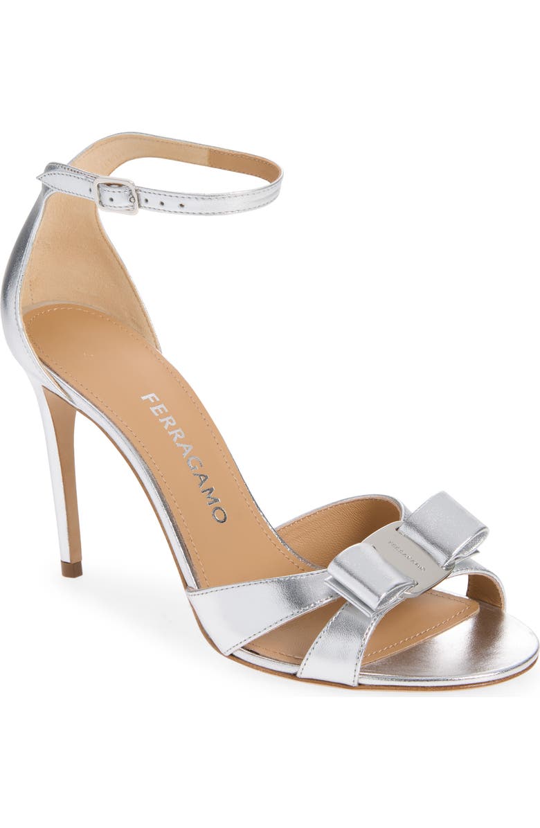 FERRAGAMO Roxy Metallic Bow Ankle Strap Sandal, Main, color, Silver Fondo Bianco Biscotto