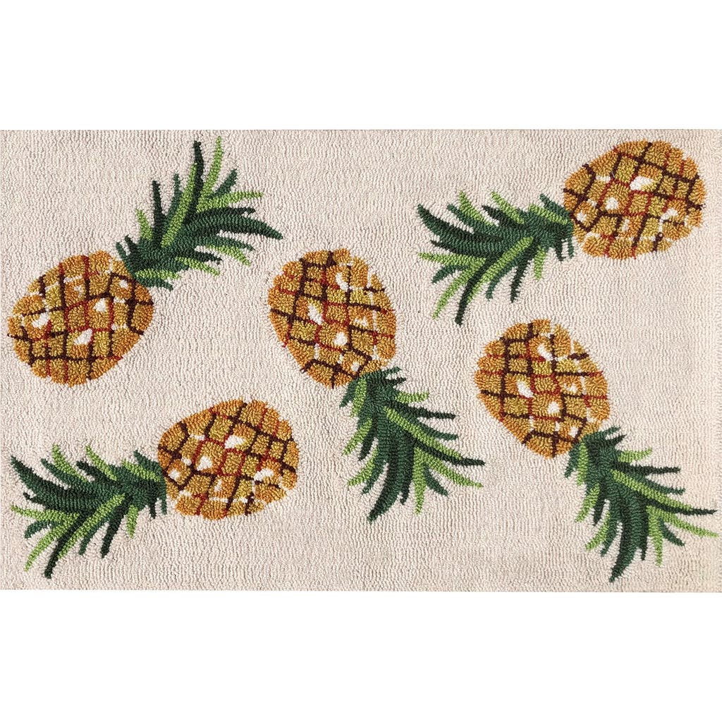 R16 Home Pineapple Toss Door Mat In Ivory Multi