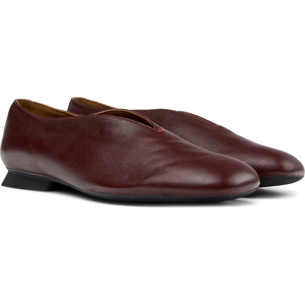 Camper Casi Myra Leather Flat Pumps In Burgundy