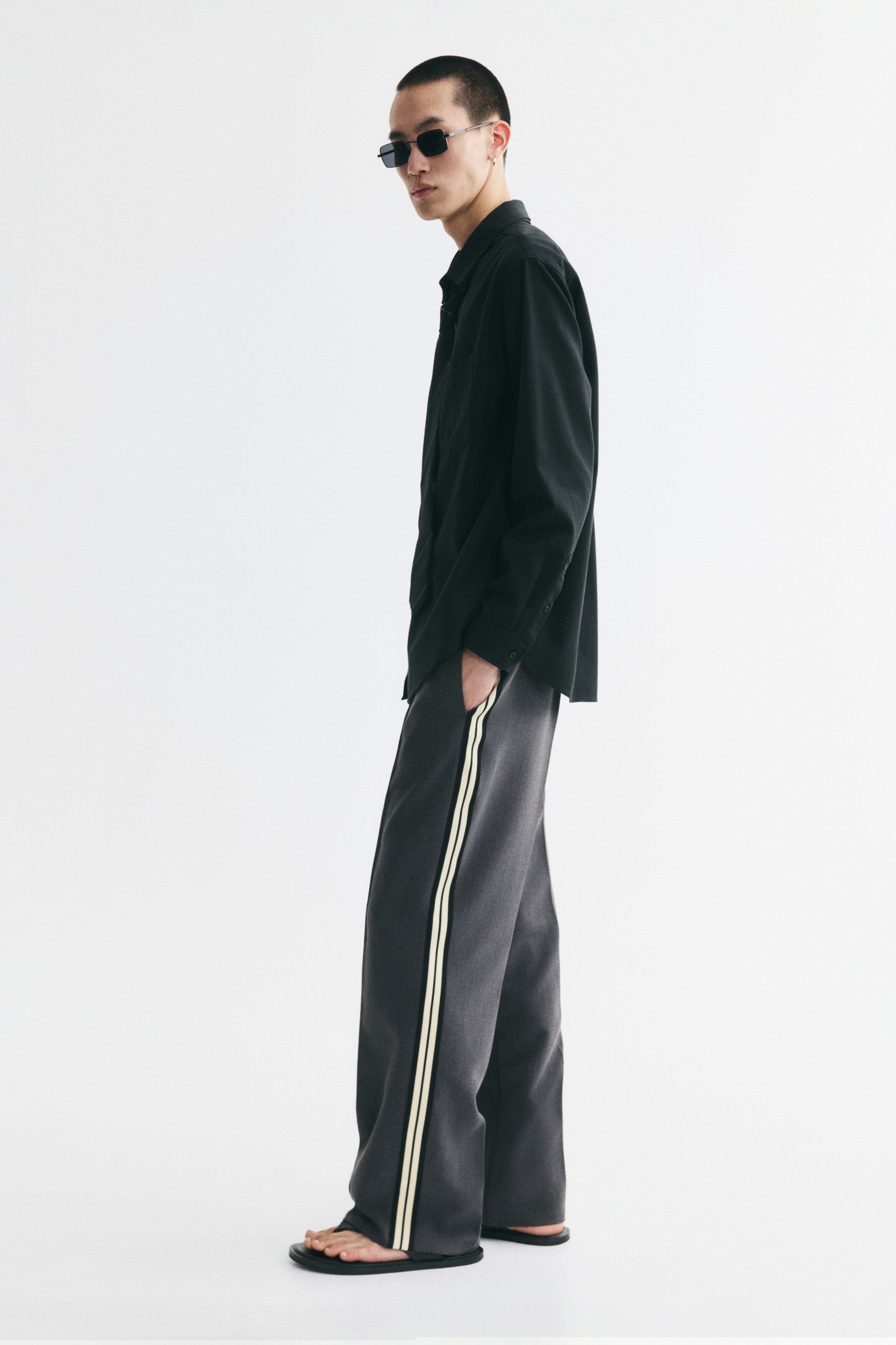 Dark gray melange/striped
