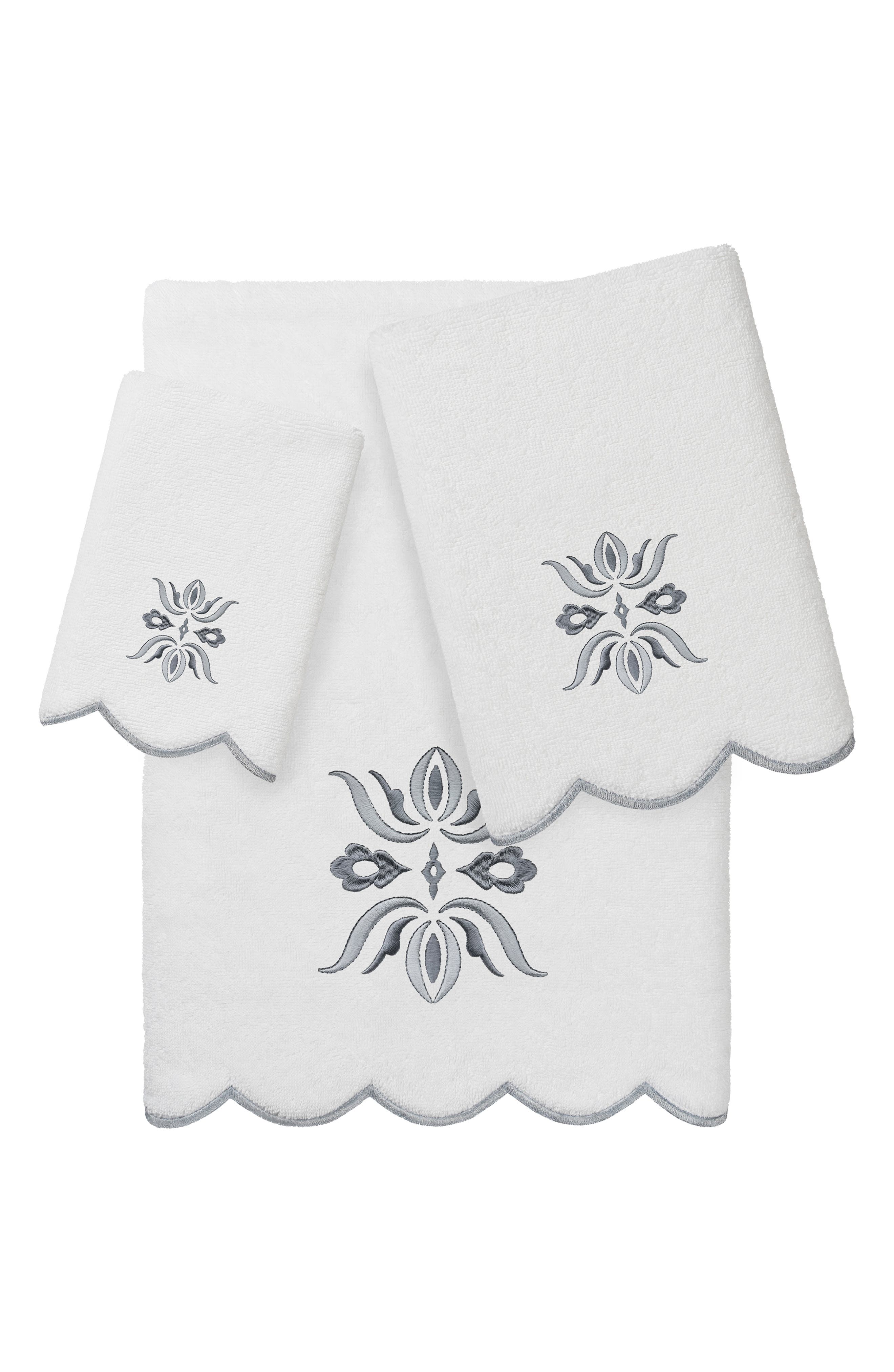 Flower Crest Scallop 3-Piece Towel Set