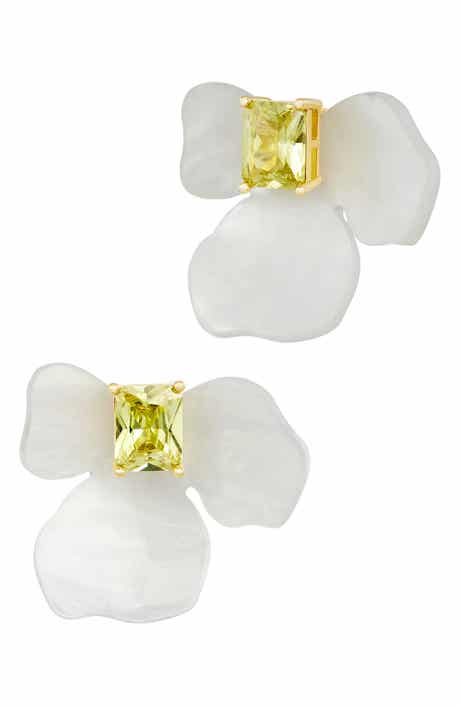 SAVVY CIE JEWELS Mother of Pearl Flower Ear Jackets