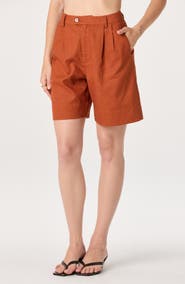 ASTR the Label Koda Pleated Linen Blend Shorts
