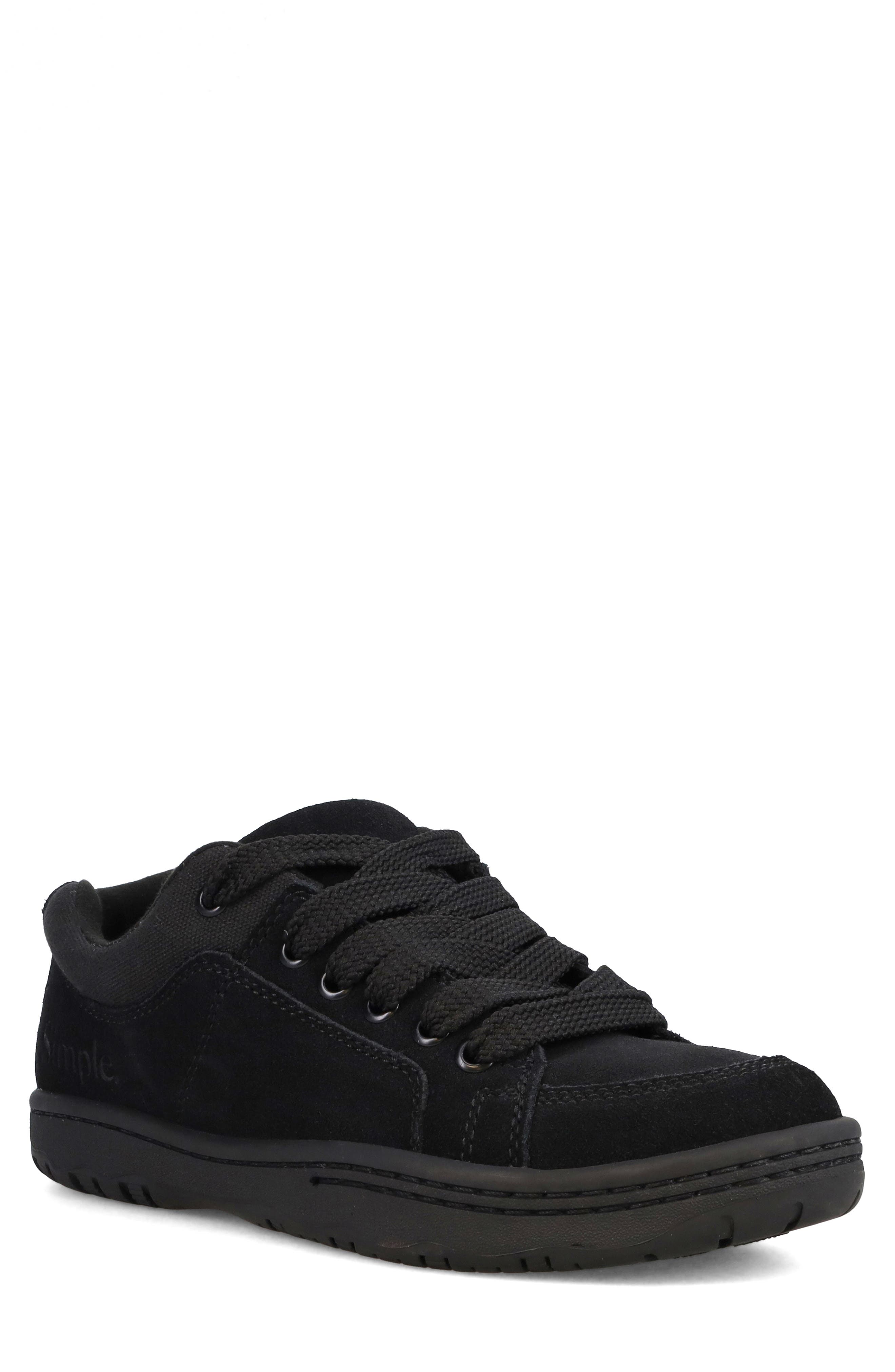 Low Top Sneaker
