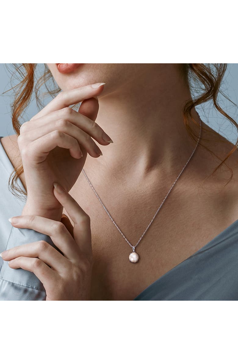 DELMAR 7.5-8mm Cultured Freshwater Pearl Pendant Necklace, Alternate, color, 