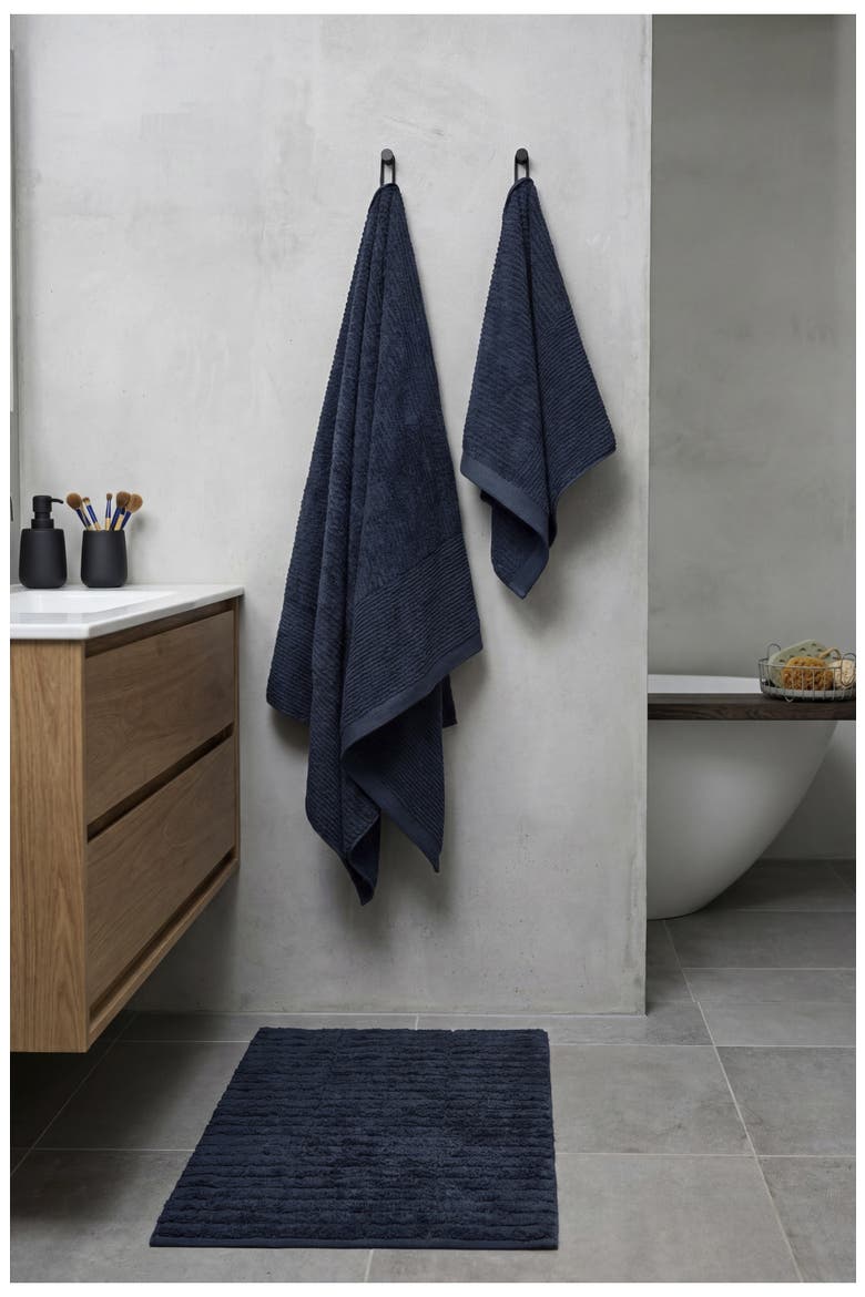 Classic 5-Piece Cotton Towel Set, Alternate, color, DARK BLUE