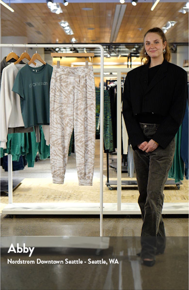 Flora & Fauna Joggers, sales video thumbnail