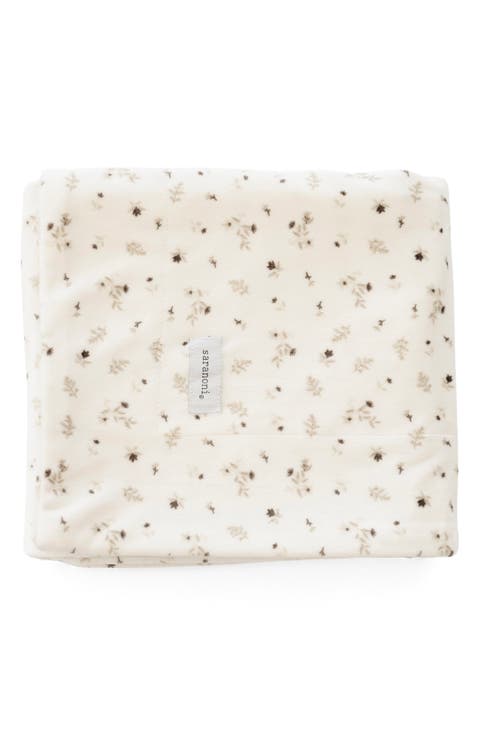 Minky Stretch Blanket (Baby)