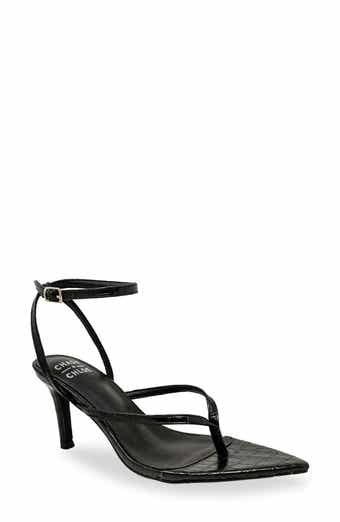 CHASE AND CHLOE Strappy Post Toe Sandal