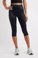 NikeSKIMS Shine Drawcord Capri Leggings