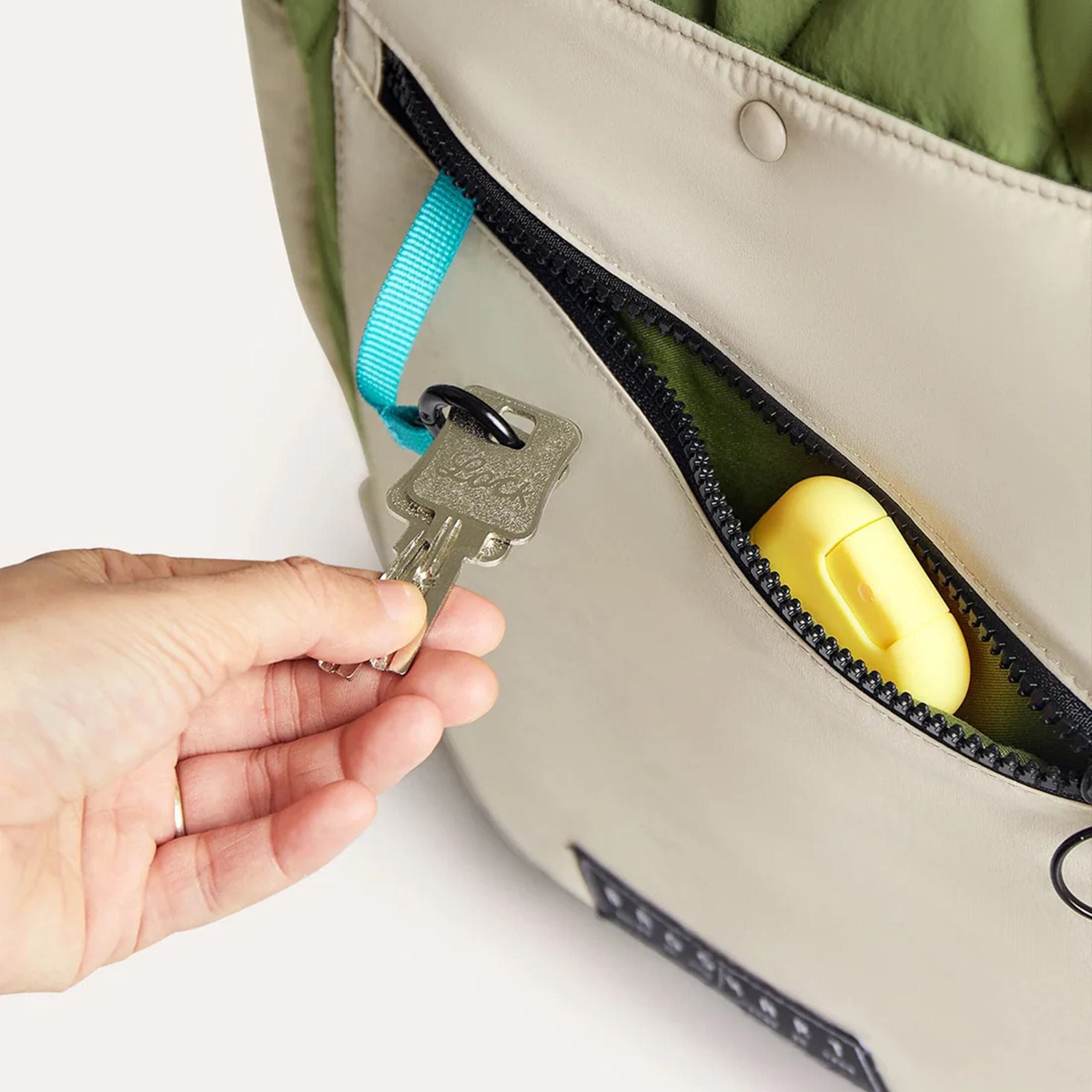 Paz 23L Laptop Tote, Alternate, color, Moss