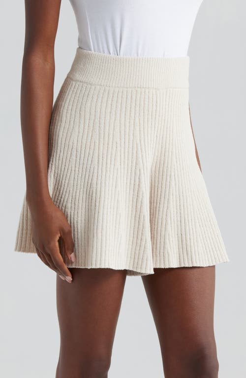 Ugg(r) Jodee Lite Shorts In Sand