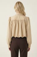 Modenaire Soft Cropped Point Collar Jacket