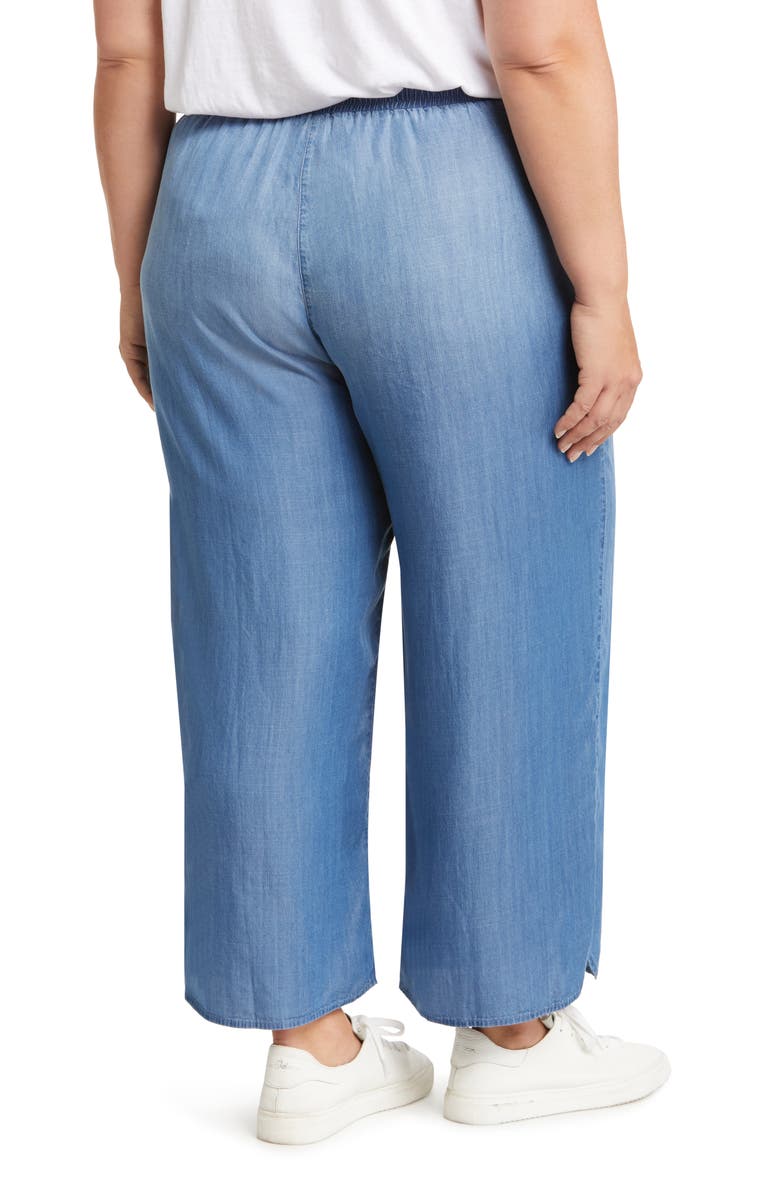 Caslon<sup>®</sup> Dolphin Hem Crop Wide Leg Chambray Pants, Alternate, color,