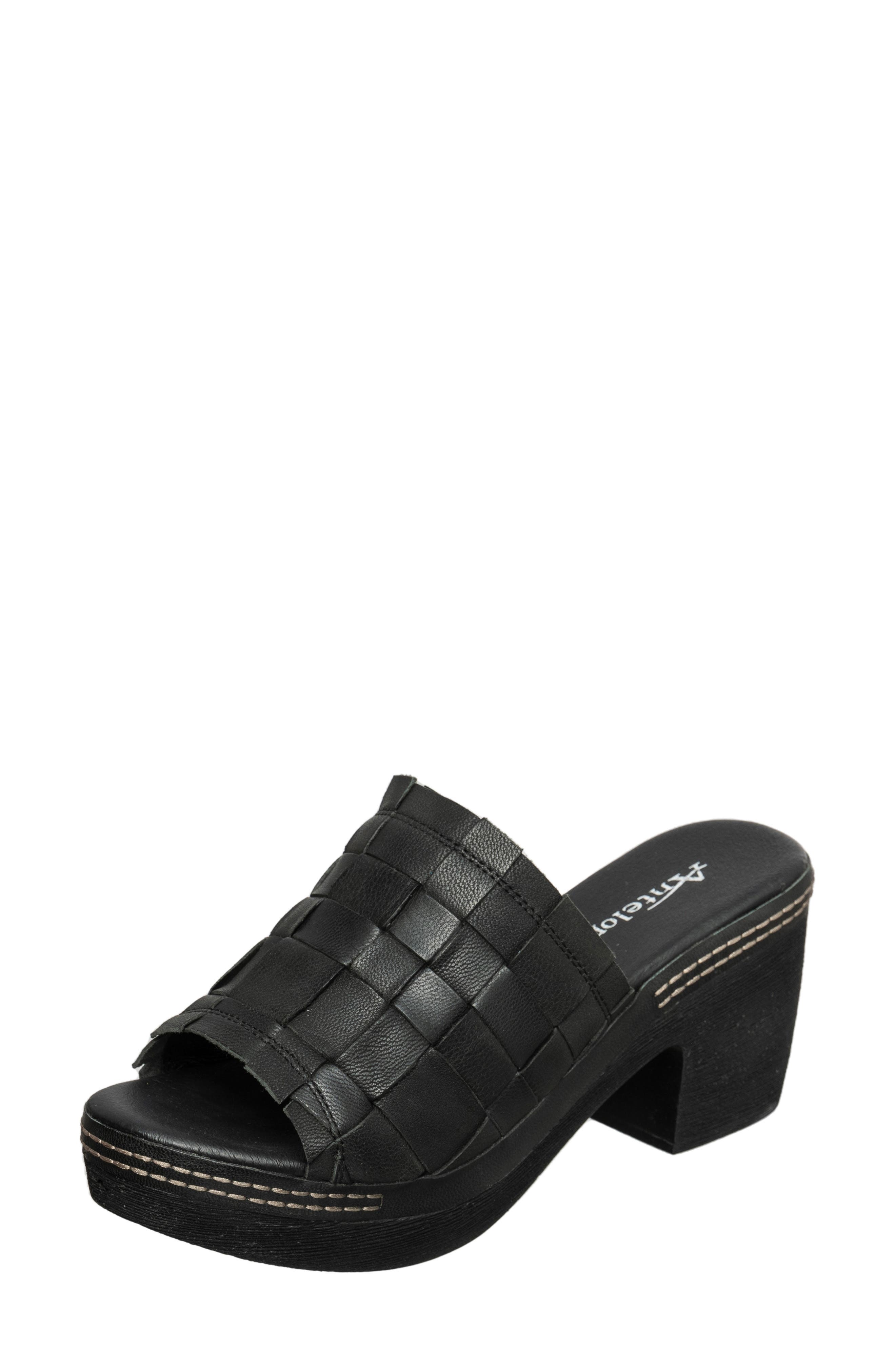 ANTELOPE Tamia Weave Slide Sandal