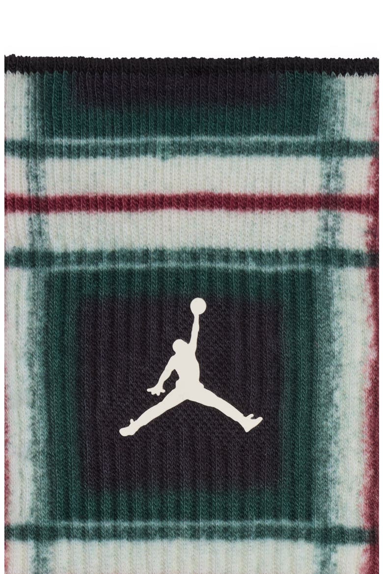 Everyday Essentials Holiday Crew Socks, Alternate, color, BLACK/ RED/ GREEN/ SAIL