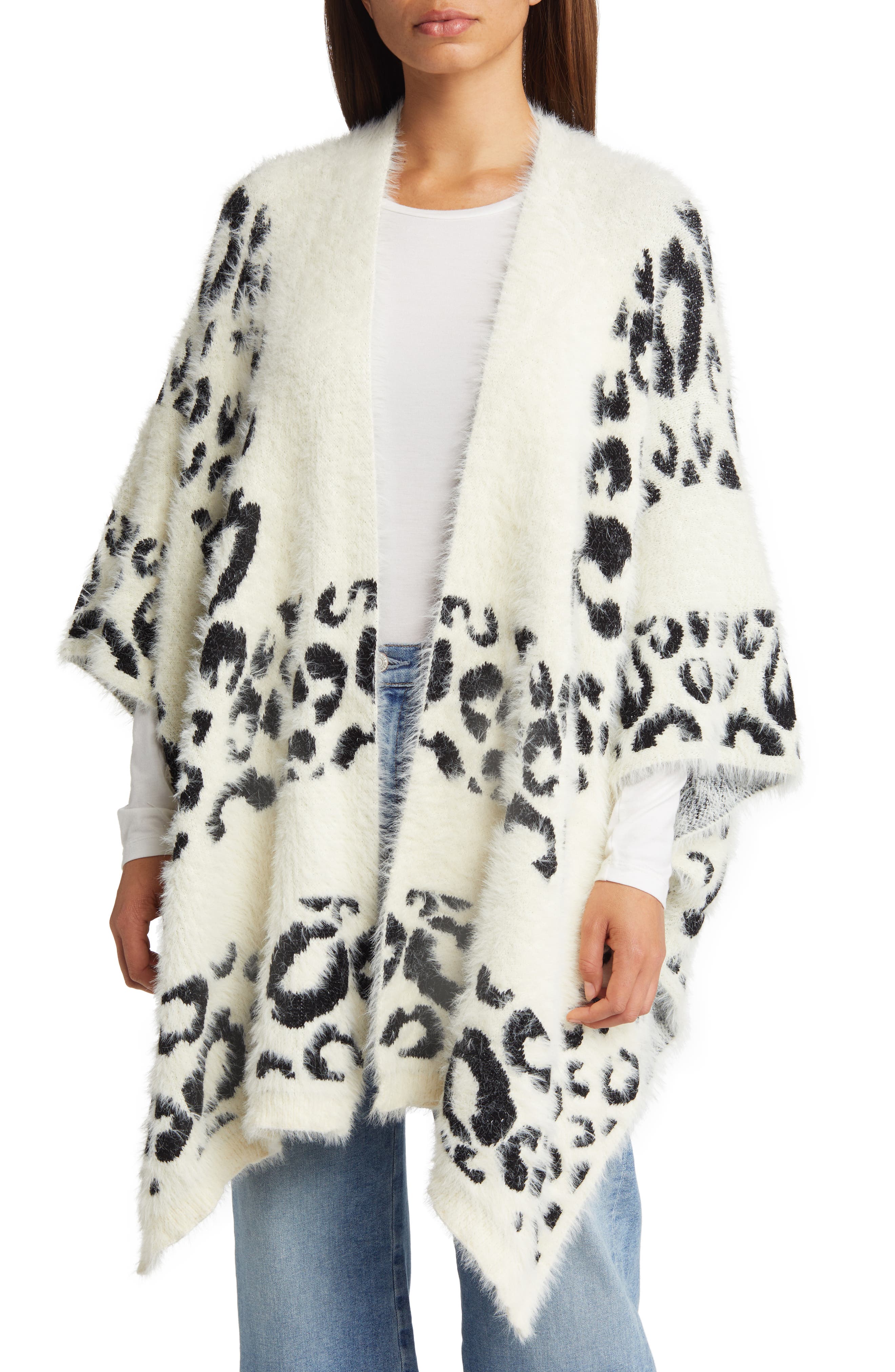 Roffe Accessories Leopard Jacquard Ruana