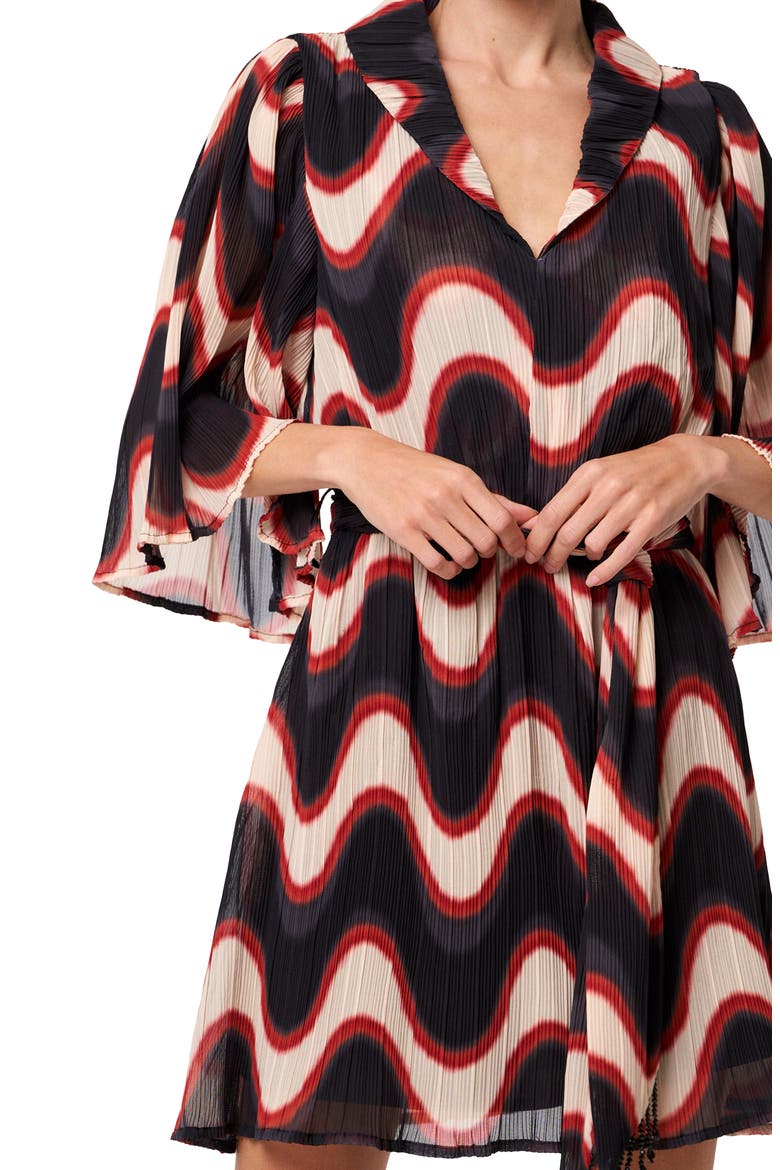 Juni Wave Print Dress, Alternate, color, BLACK/CREAM
