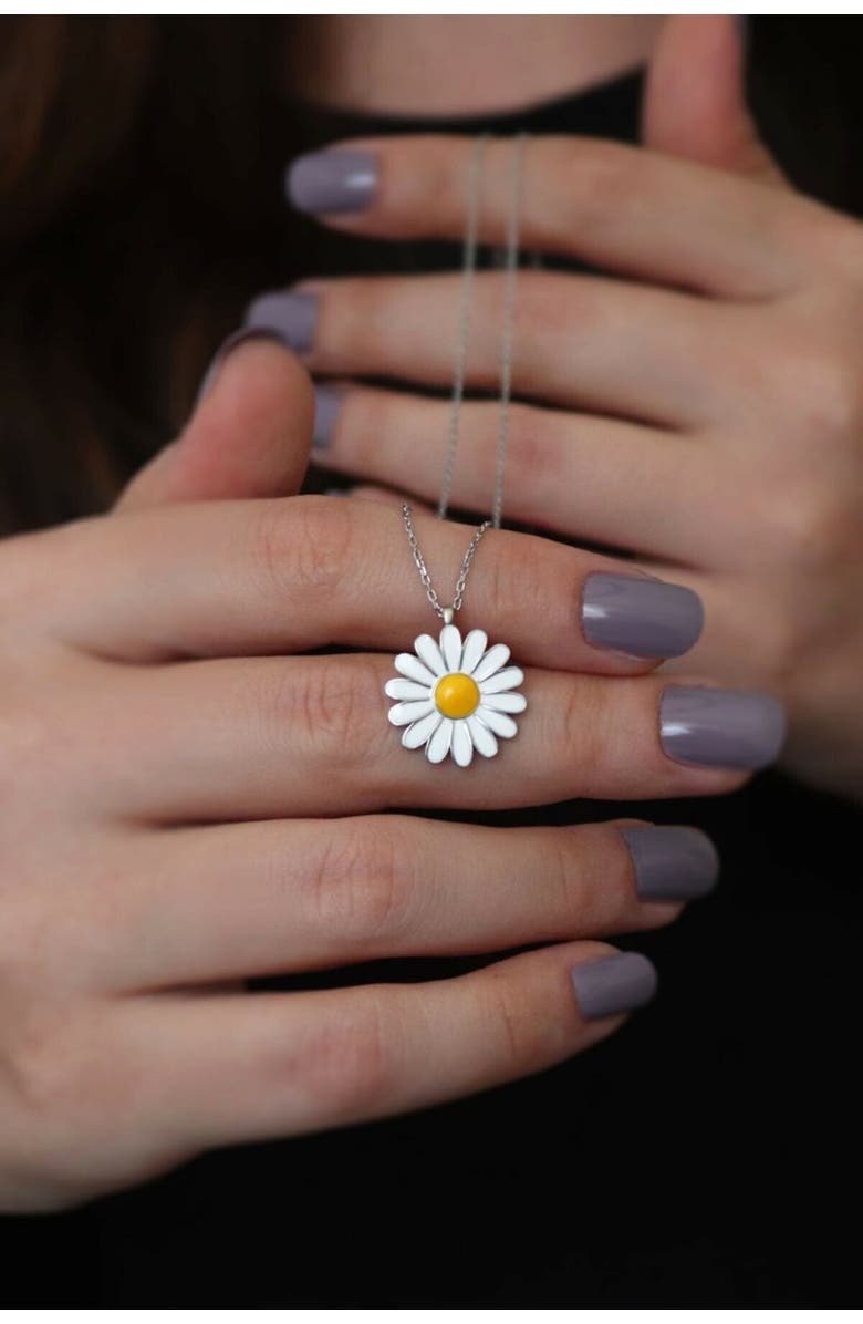 Spero London Sterling Silver Daisy Pendant Necklace, Alternate, color, Silver