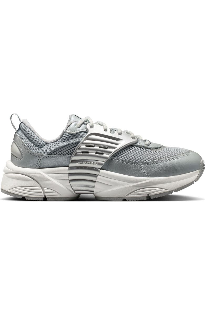 Jordan Trunner O/S Sneaker, Alternate, color, Swan/ Wolf Grey/ Silver/ White