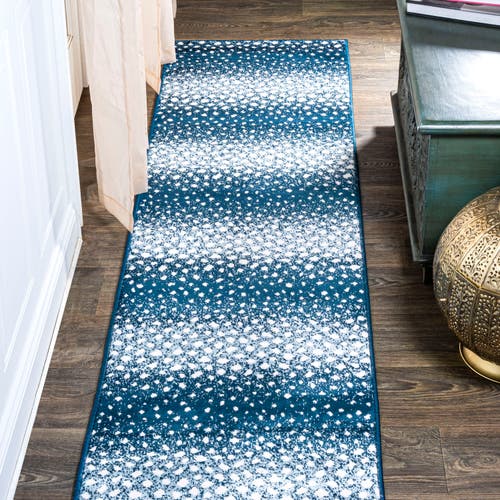 Jonathan Y Antelope Modern Animal Area Rug In Navy/cream