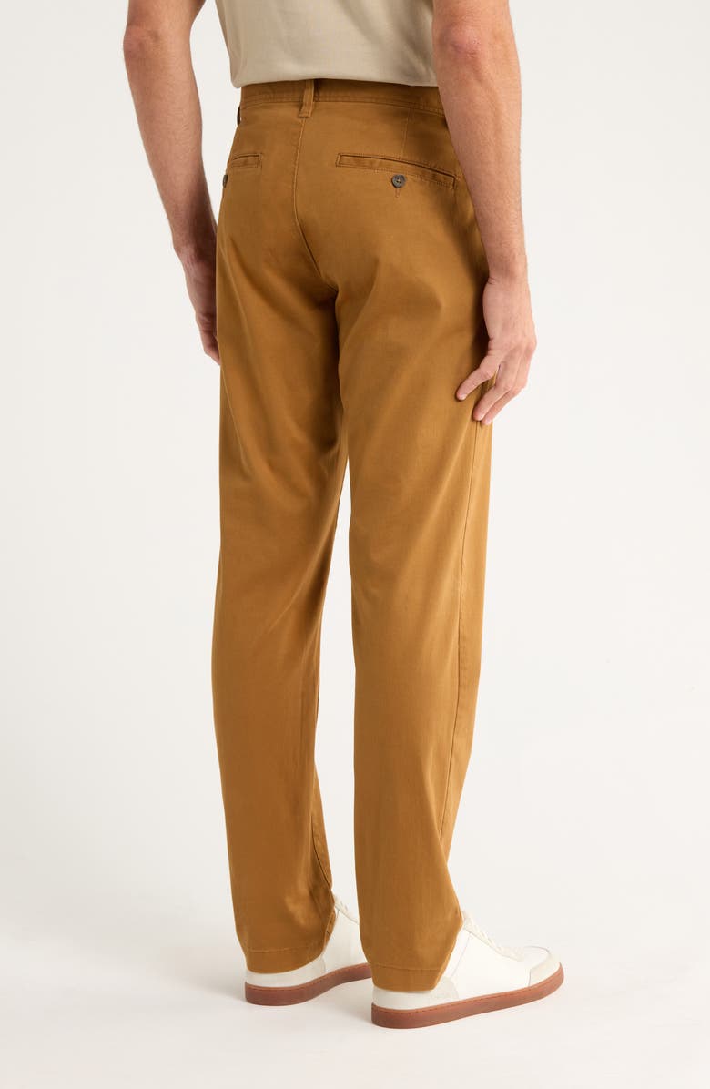 The Wallin Stretch Twill Trim Fit Chino Pants - 30-34" Inseam