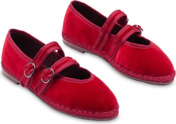 Claire Mary Jane Flat